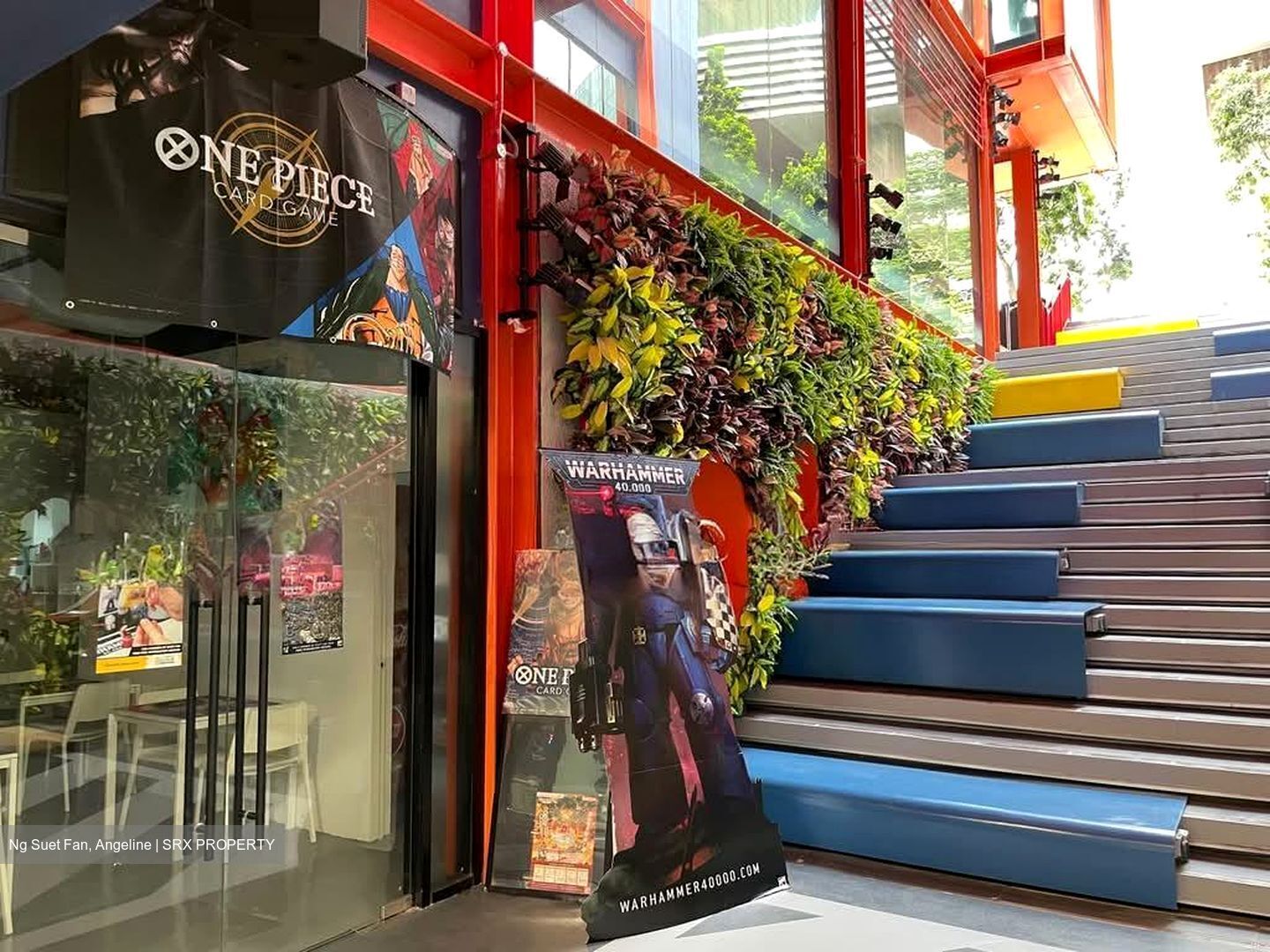 Pomo (D7), Retail #567467981